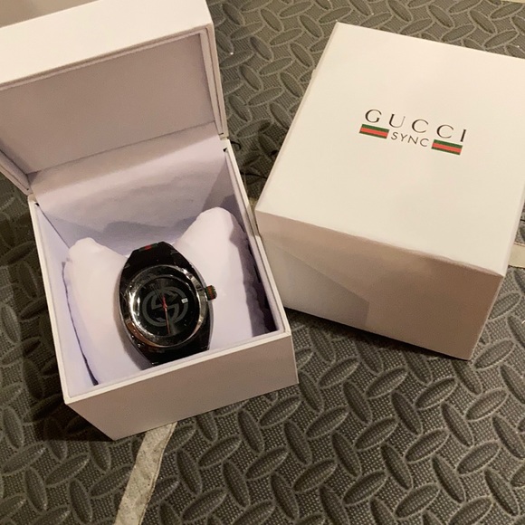 NWT Black Gucci Sync Unisex watch - Picture 1 of 8